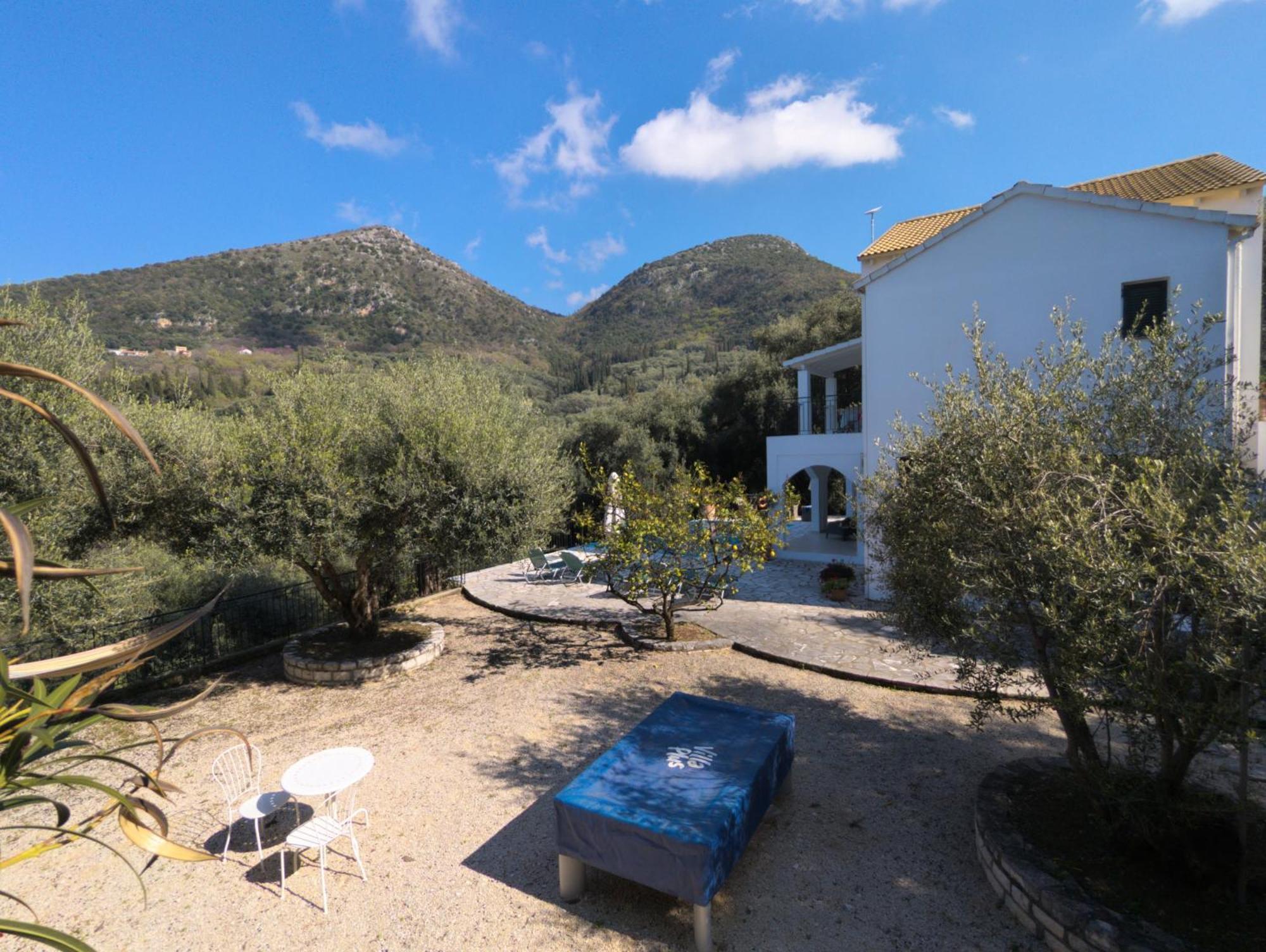 Villa Eleonas Strongyli  Exteriör bild